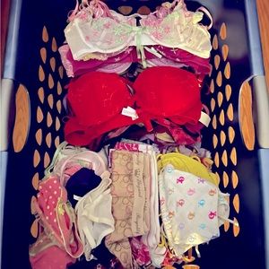 Lot of bras, underwear, lingerie, sleep shorts & swim suits from the 90s/00s